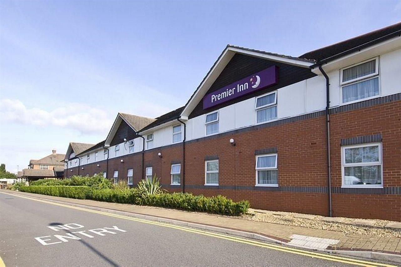 Premier Inn Bristol South Exterior photo