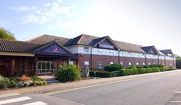 Premier Inn Bristol South Exterior photo